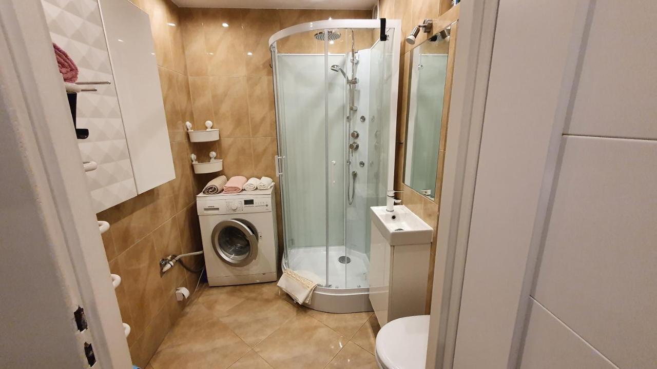 Spokojna Apt Katoviçe Dış mekan fotoğraf